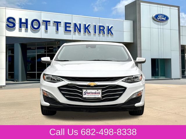 Used 2023 Chevrolet Malibu LT w/ Driver Confidence Package FWD image 2