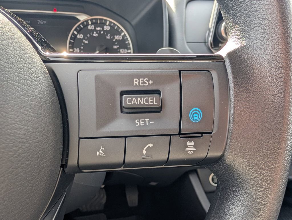 Used 2023 Nissan Rogue SV AWD/4WD image 29