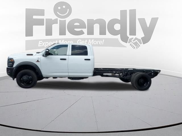 Used 2025 RAM 5500 Tradesman AWD/4WD image 2