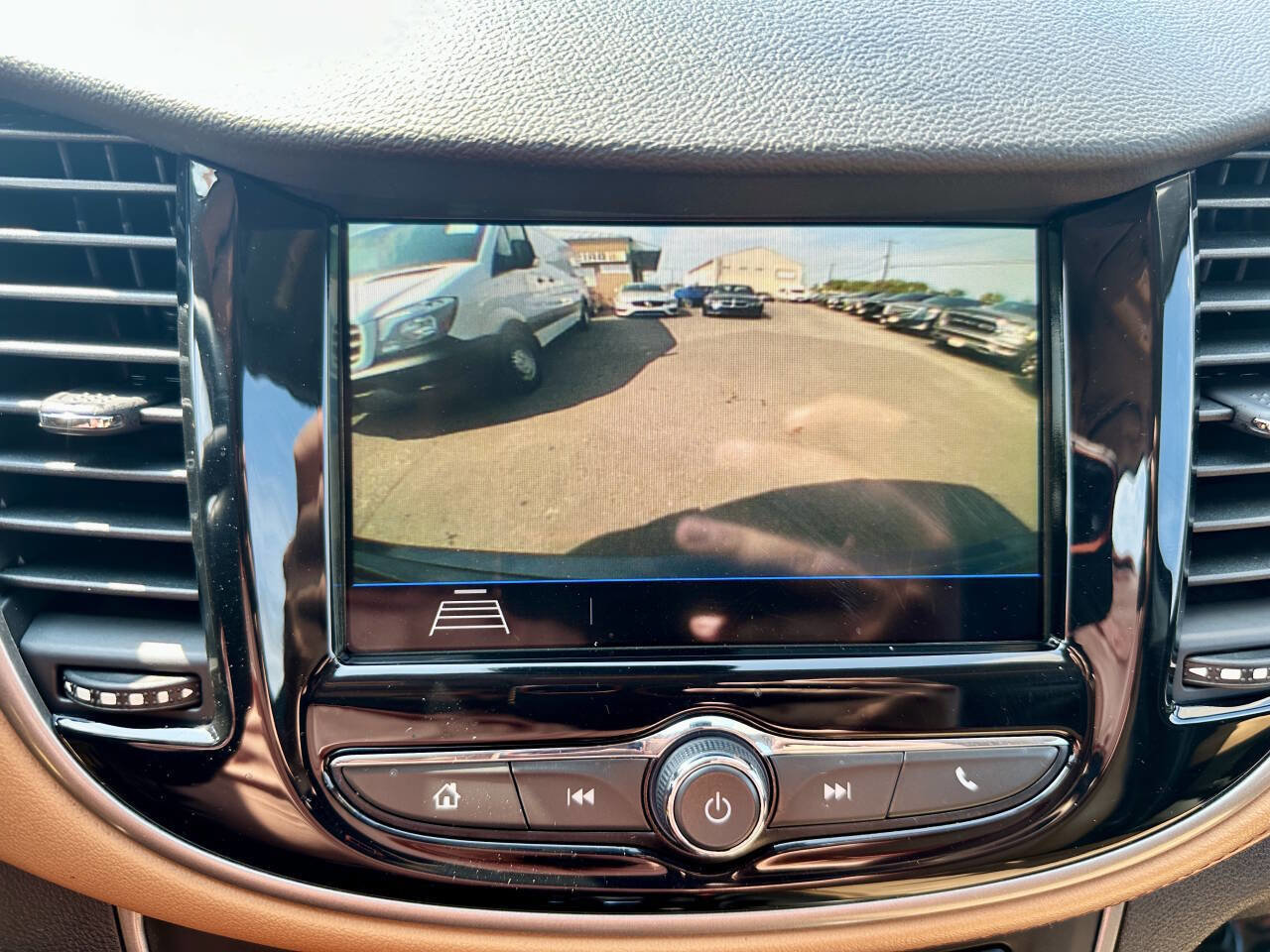 Used 2018 Chevrolet Trax LT w/ Driver Confidence Package image 24