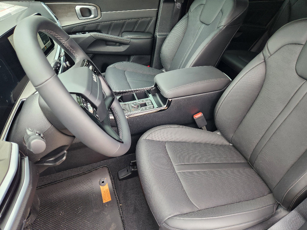 New 2026 Kia Sorento SX image 9