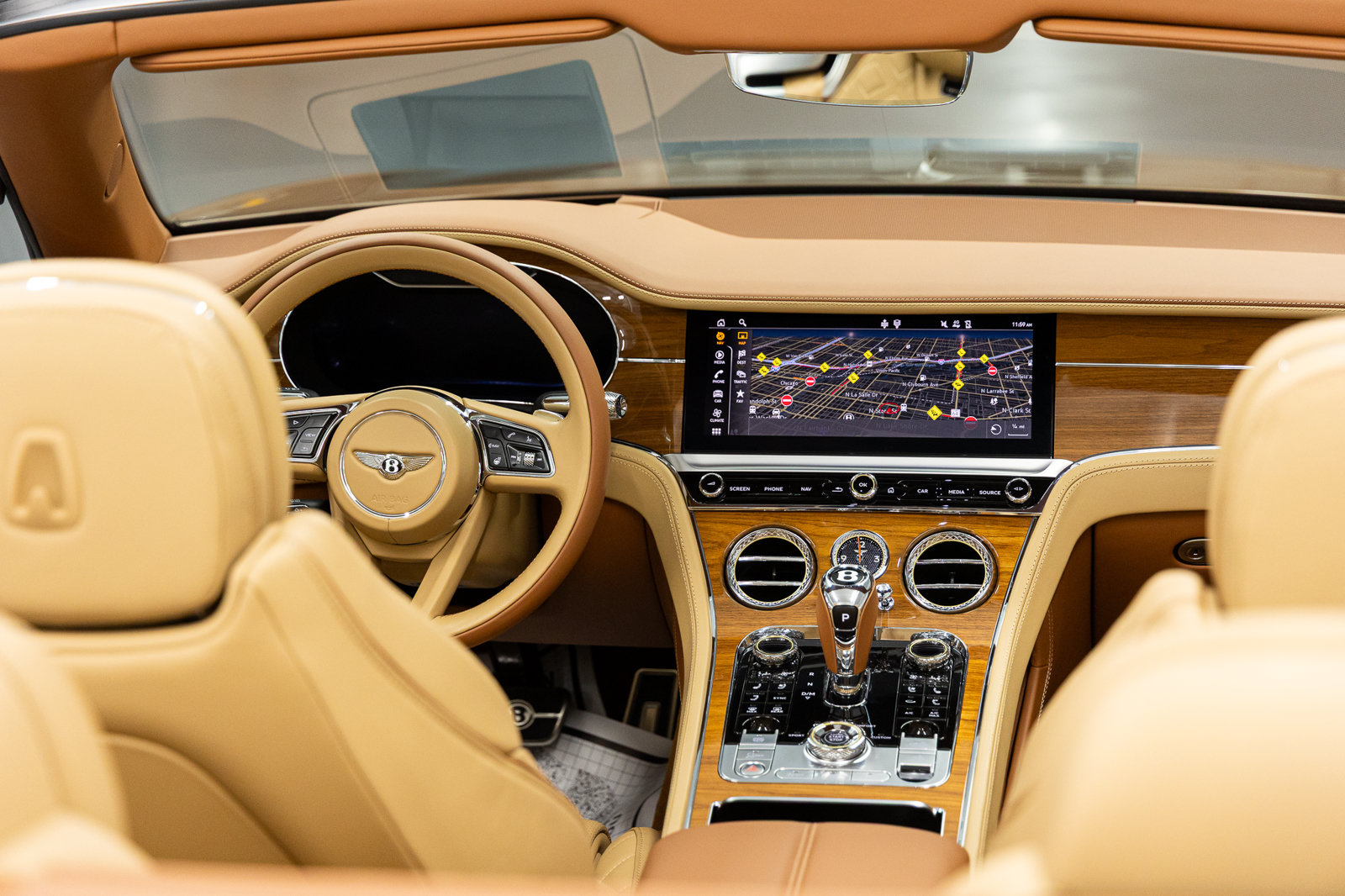 Used 2023 Bentley Continental GT Azure AWD/4WD image 29