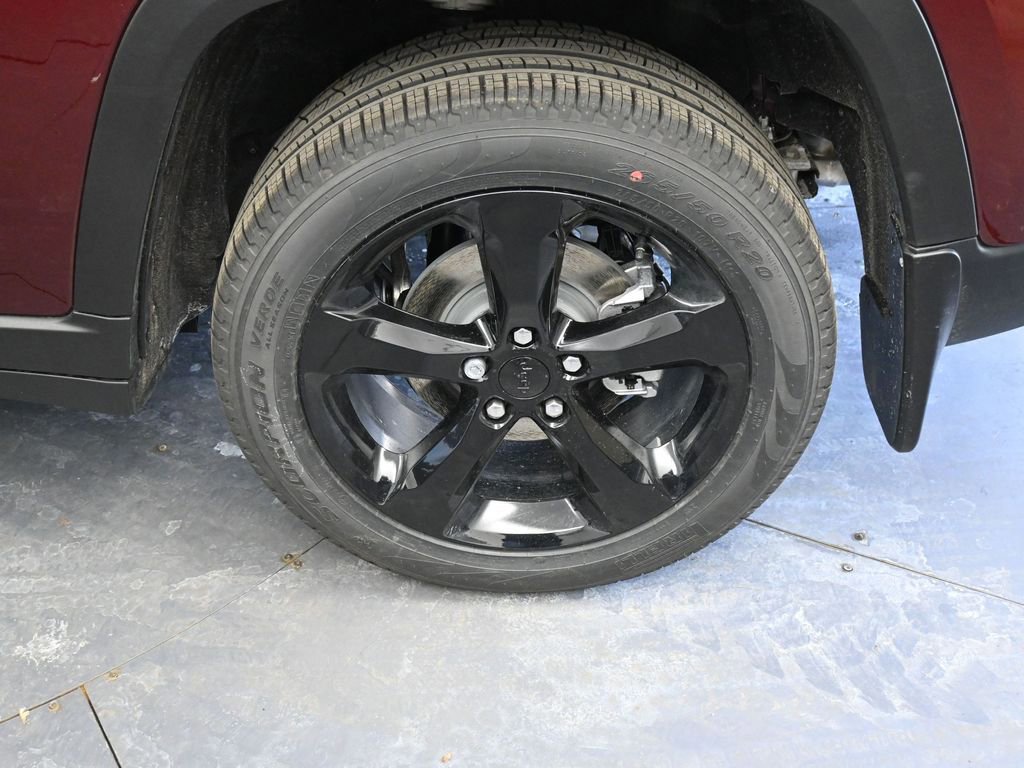 New 2026 Jeep Grand Cherokee Limited w/ Limited Altitude Package image 9