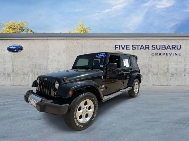 Used 2014 Jeep Wrangler Unlimited Sahara w/ Connectivity Group AWD/4WD image 4