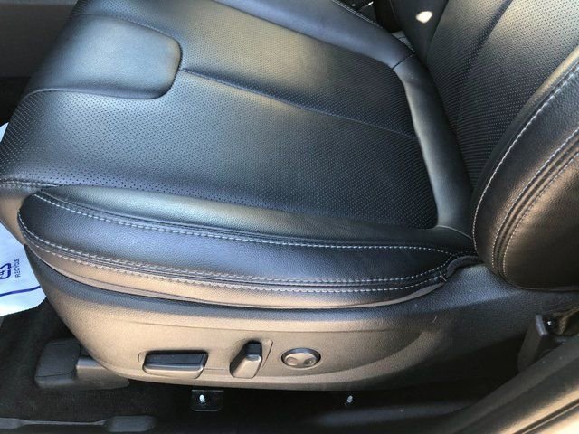 Used 2023 Hyundai Santa Fe SEL Premium image 15