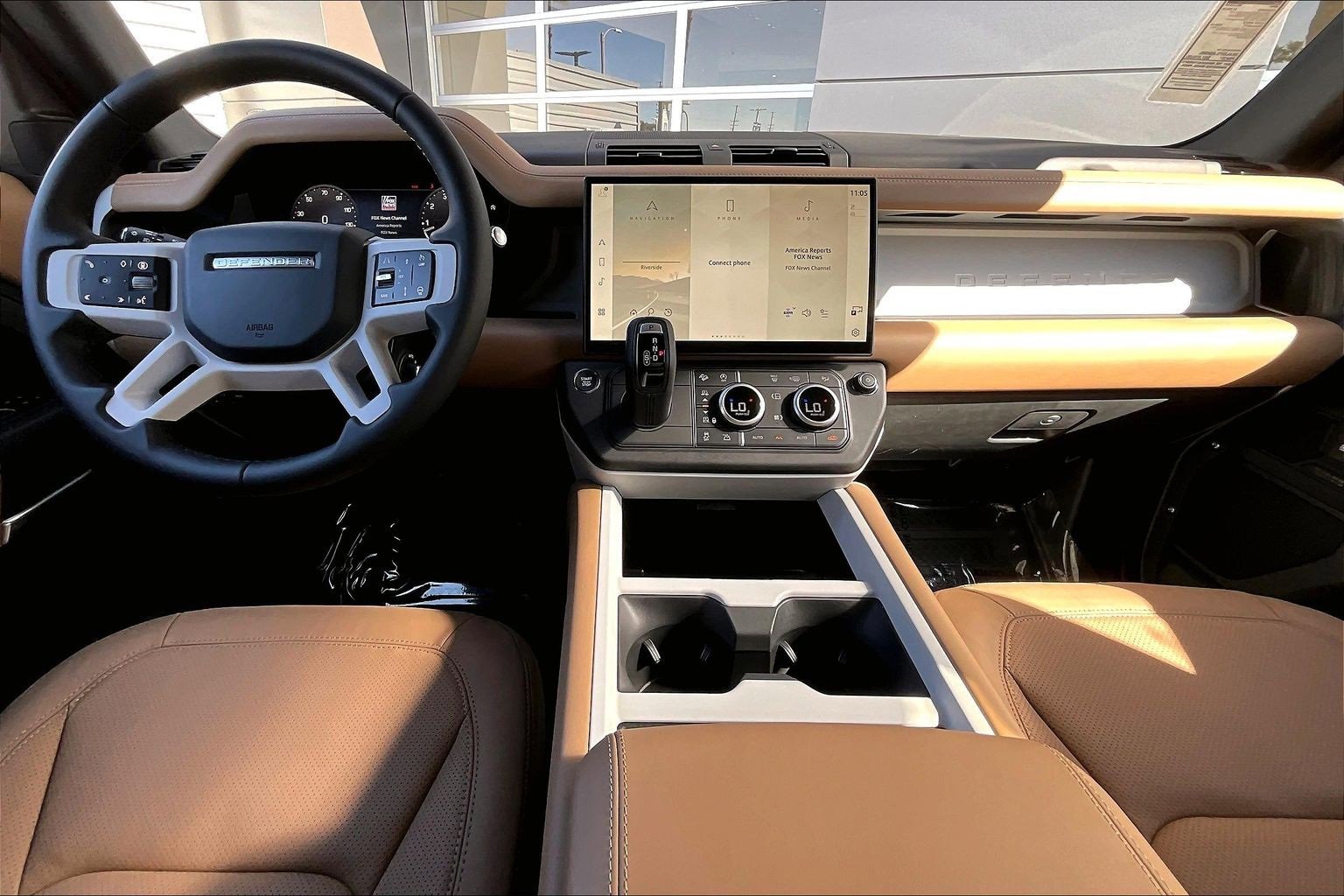 New 2026 Land Rover Defender 110 X-Dynamic SE image 5