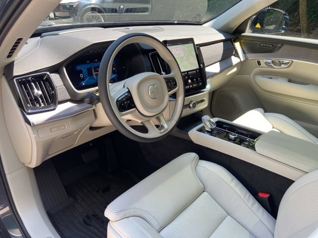 New 2026 Volvo XC90 T8 Ultra w/ Protection Package Premier AWD/4WD image 11