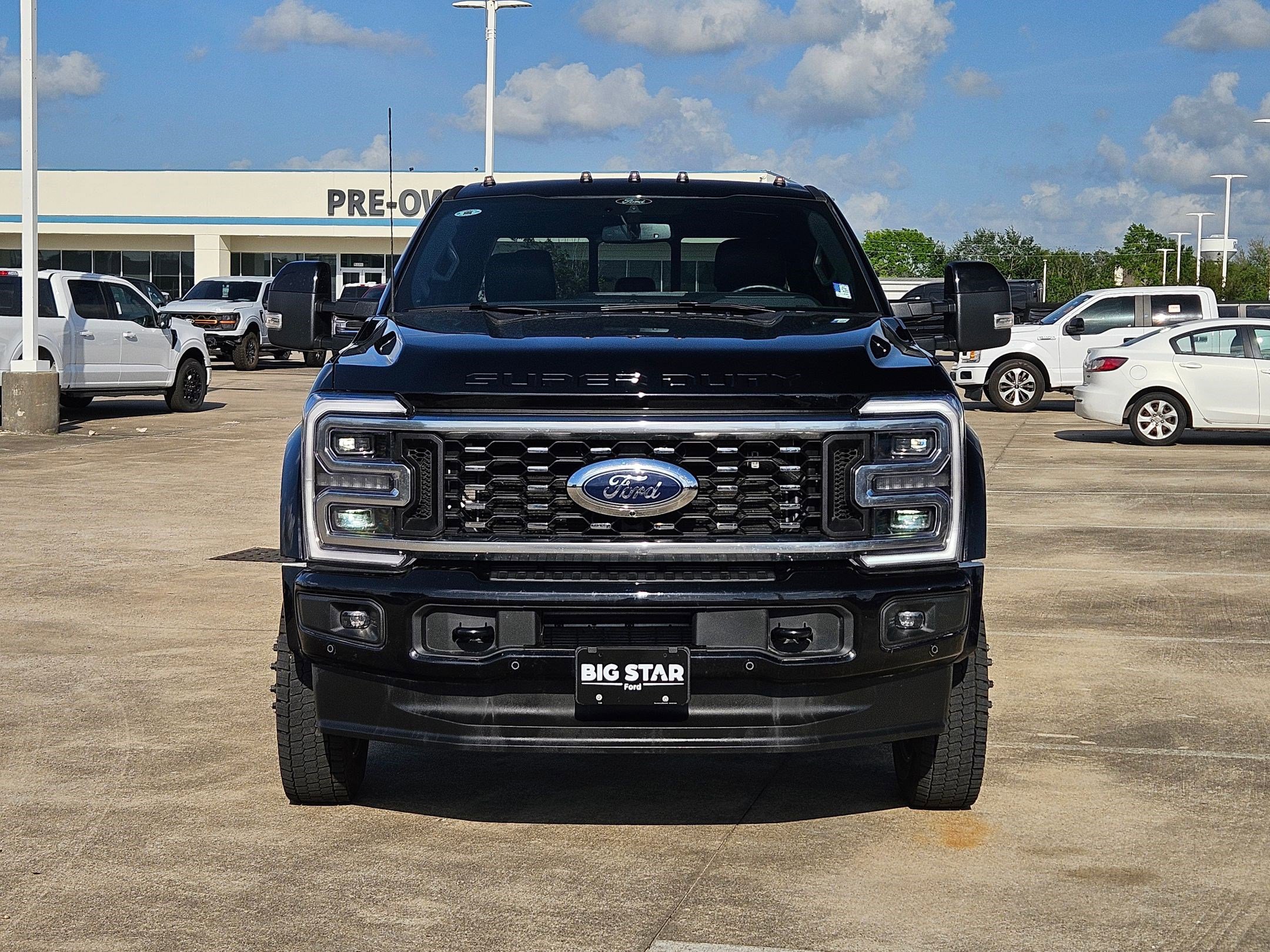 Used 2025 Ford F450 Platinum image 10