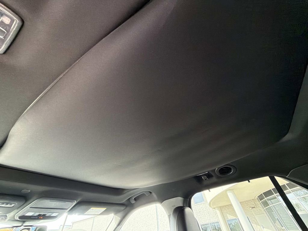 Used 2020 Ford Explorer Limited w/ Class III Trailer Tow Package AWD/4WD image 21