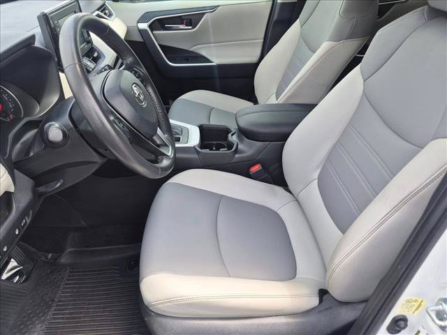 Used 2022 Toyota RAV4 XLE Premium AWD/4WD image 14