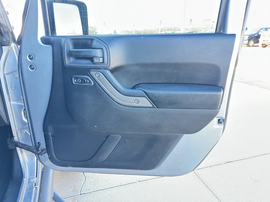 Used 2015 Jeep Wrangler Unlimited Sport w/ Quick Order Package 24S image 28