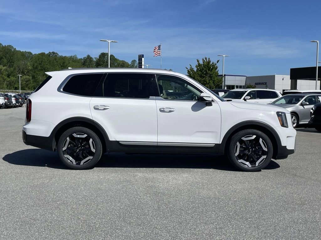Used 2025 Kia Telluride S AWD/4WD image 26