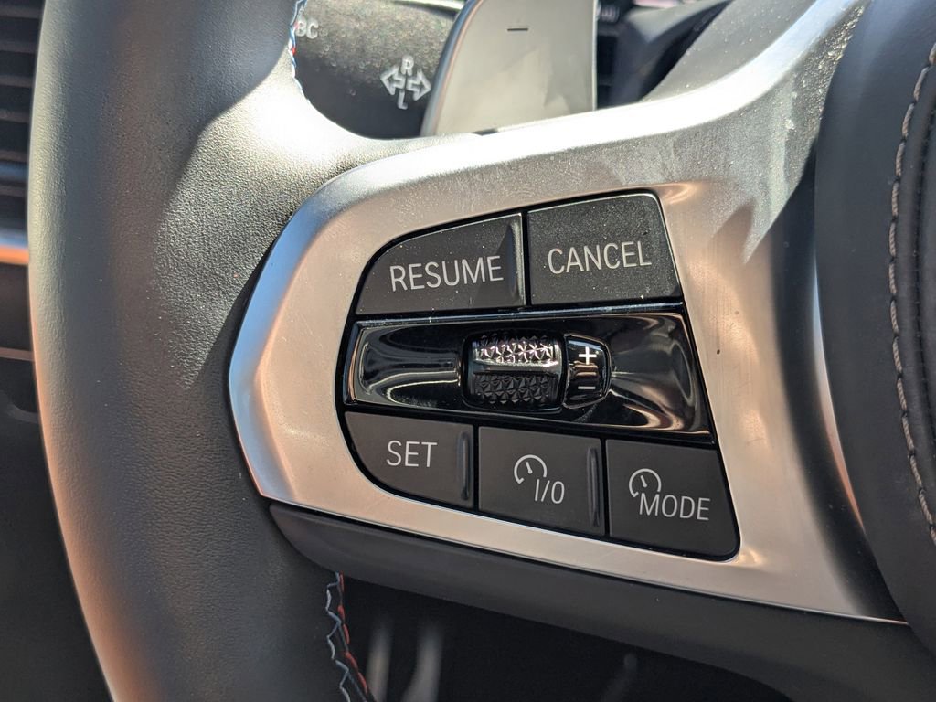 Used 2025 BMW X7 M60i w/ Executive Package image 13