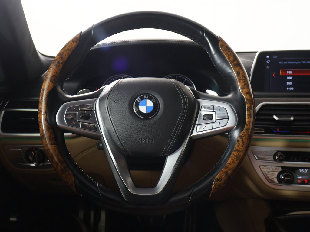 Used 2019 BMW 750i xDrive AWD/4WD image 44