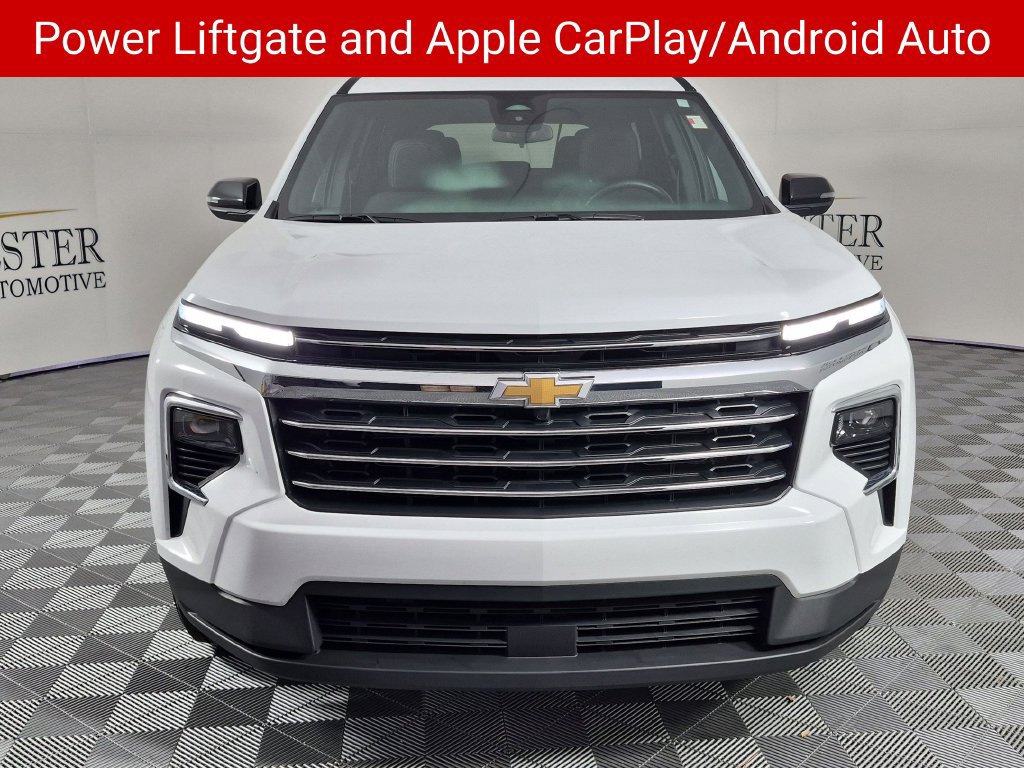 Certified 2026 Chevrolet Traverse LT FWD image 11