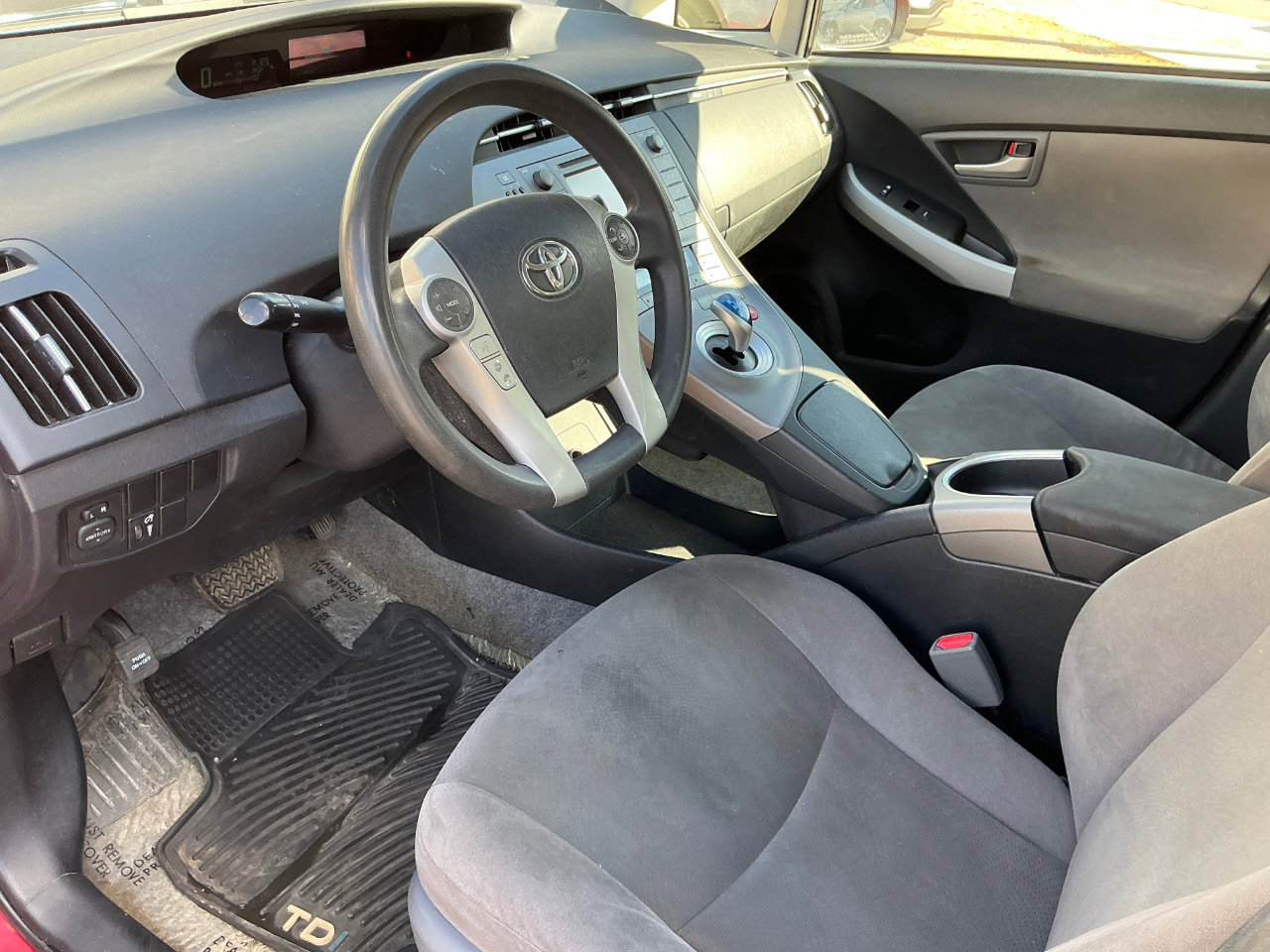 Used 2014 Toyota Prius Three image 14