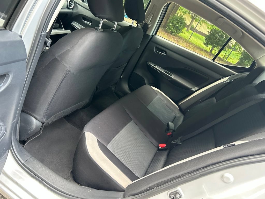 Used 2021 Nissan Versa SV FWD image 28