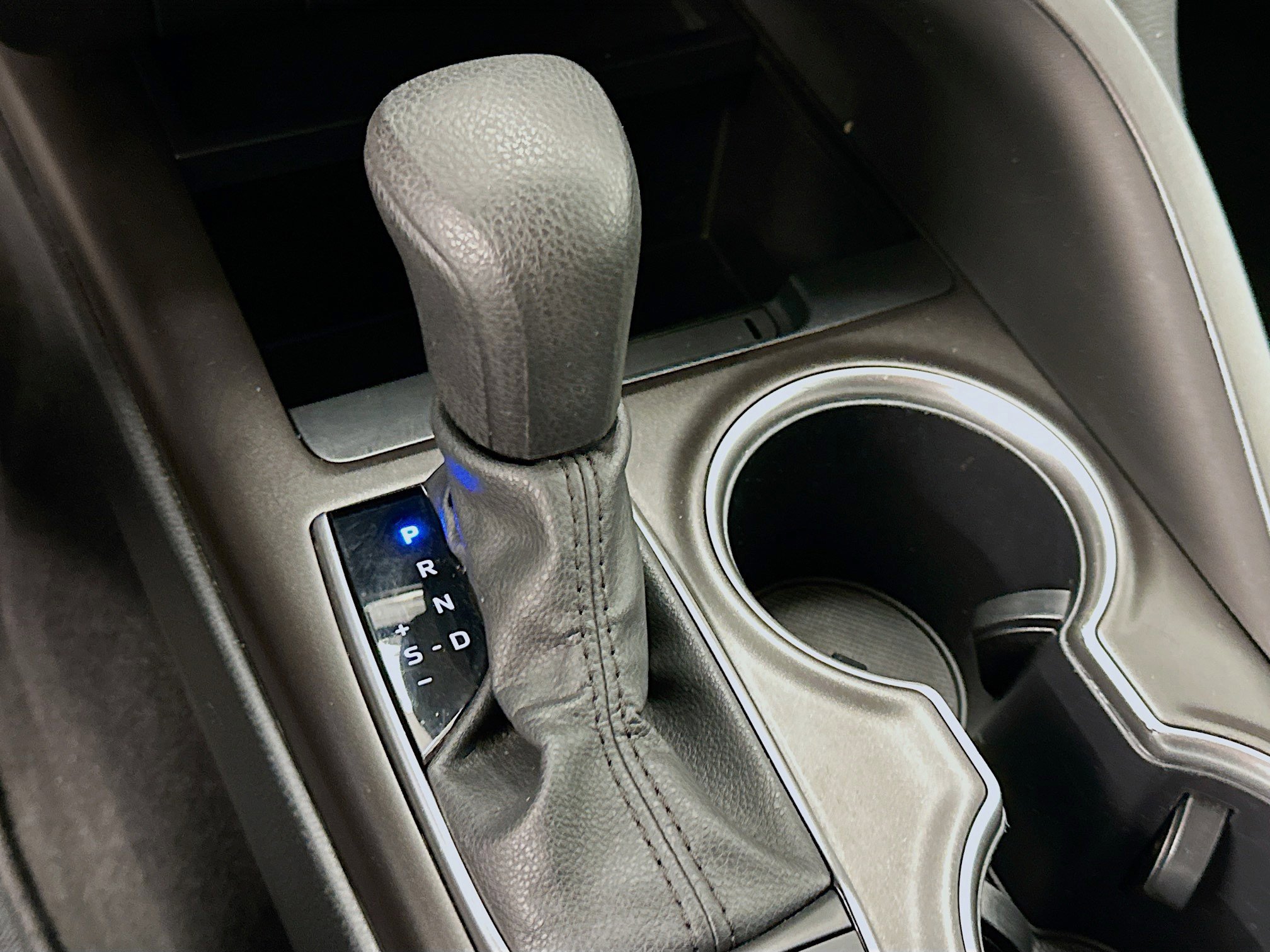 Used 2024 Toyota Camry LE FWD image 25