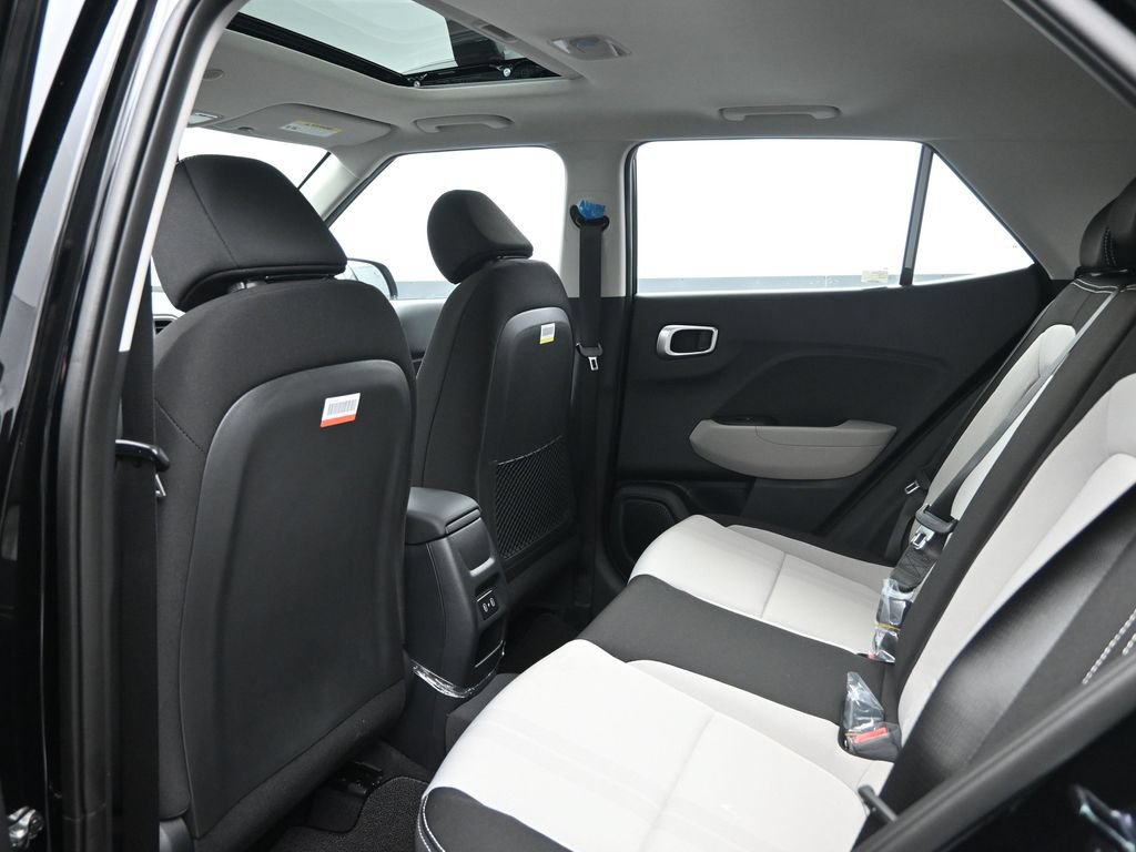 New 2026 Hyundai Venue SEL FWD image 23