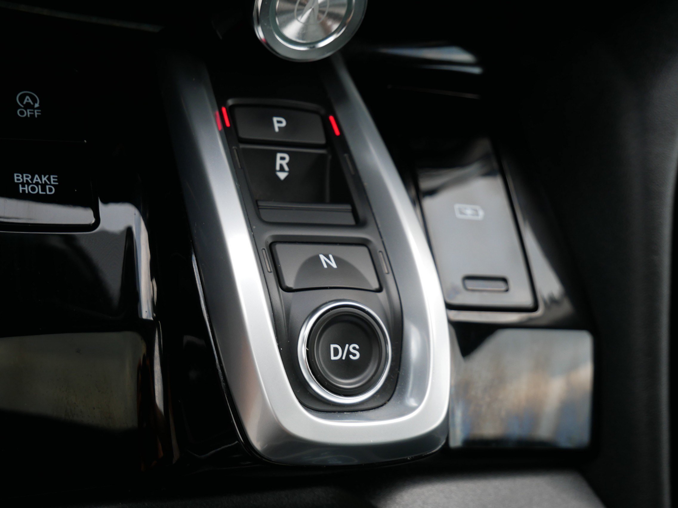 Certified 2024 Acura MDX SH-AWD w/ Technology Package image 24