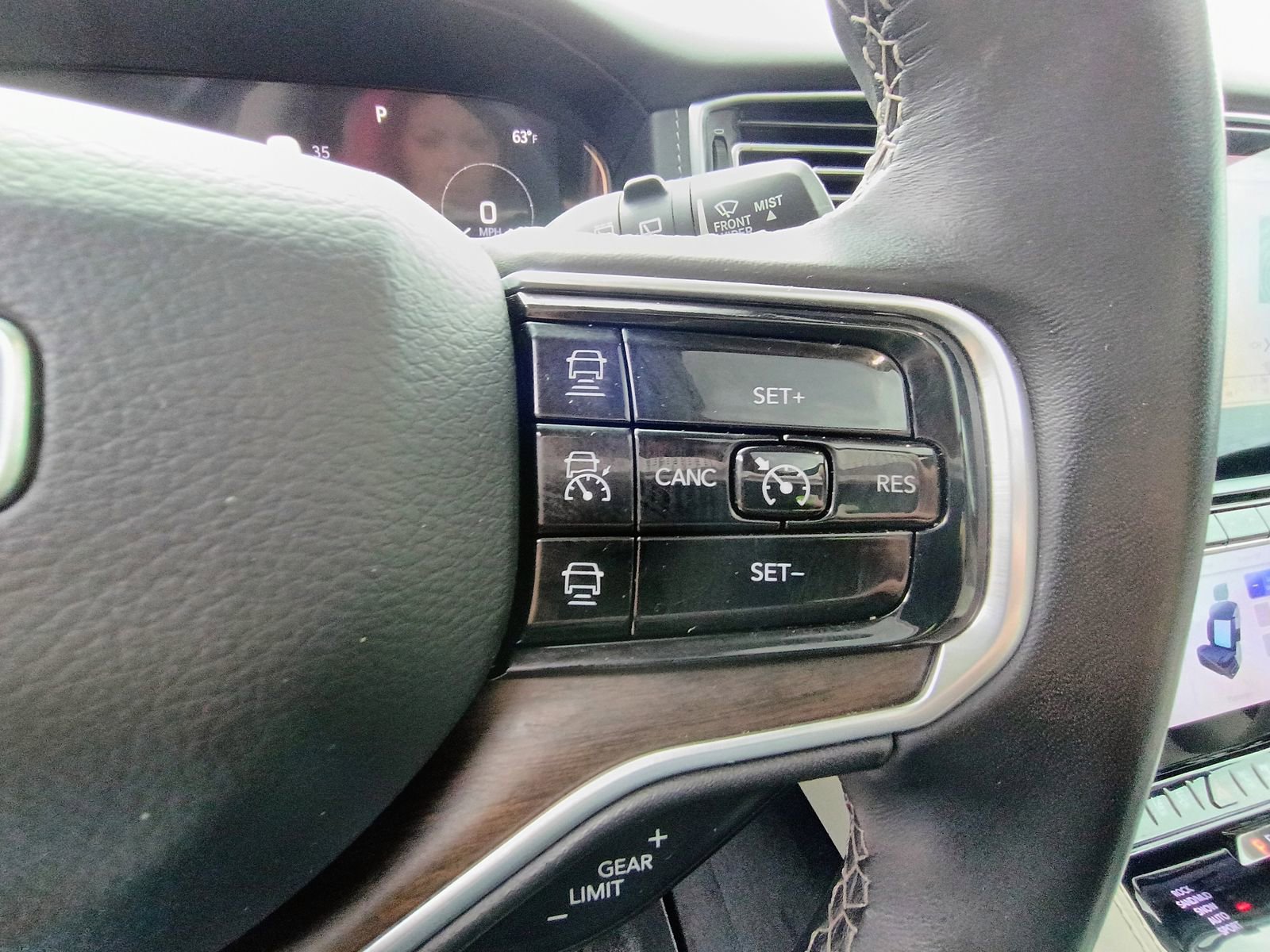 Used 2022 Jeep Grand Wagoneer Series I image 15