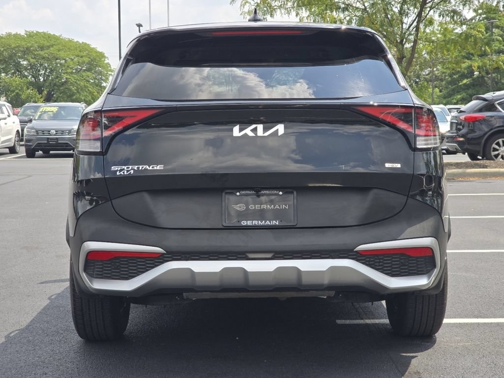Used 2025 Kia Sportage LX FWD image 14
