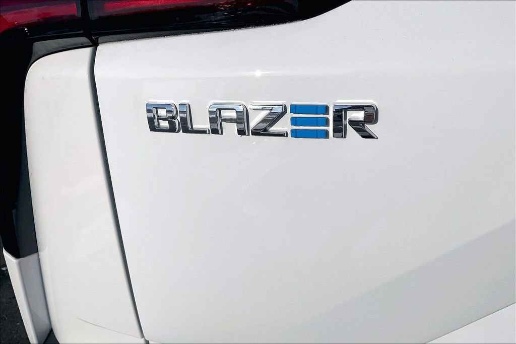 New 2025 Chevrolet Blazer EV LT FWD image 11