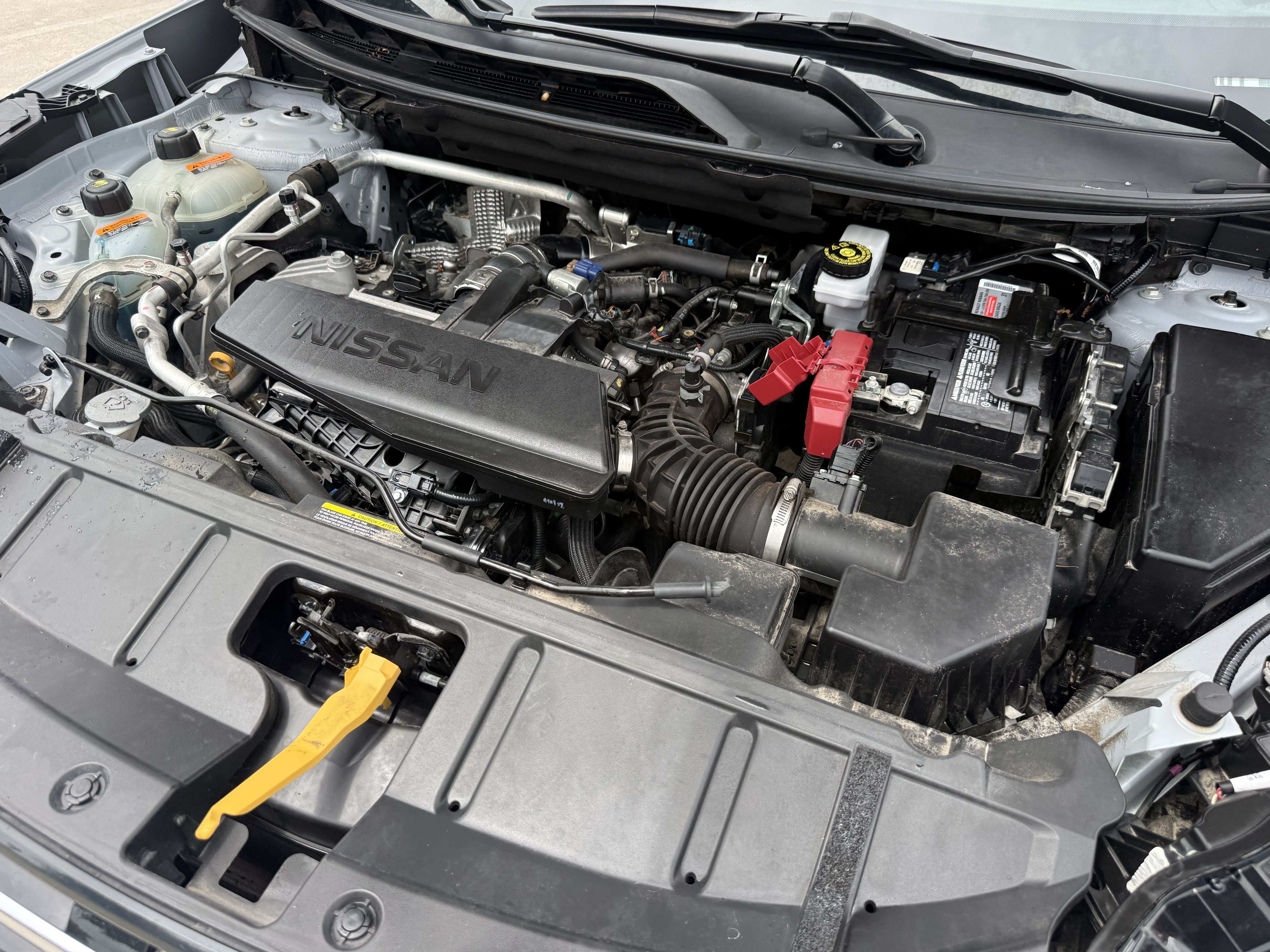 Used 2024 Nissan Rogue S AWD/4WD image 31