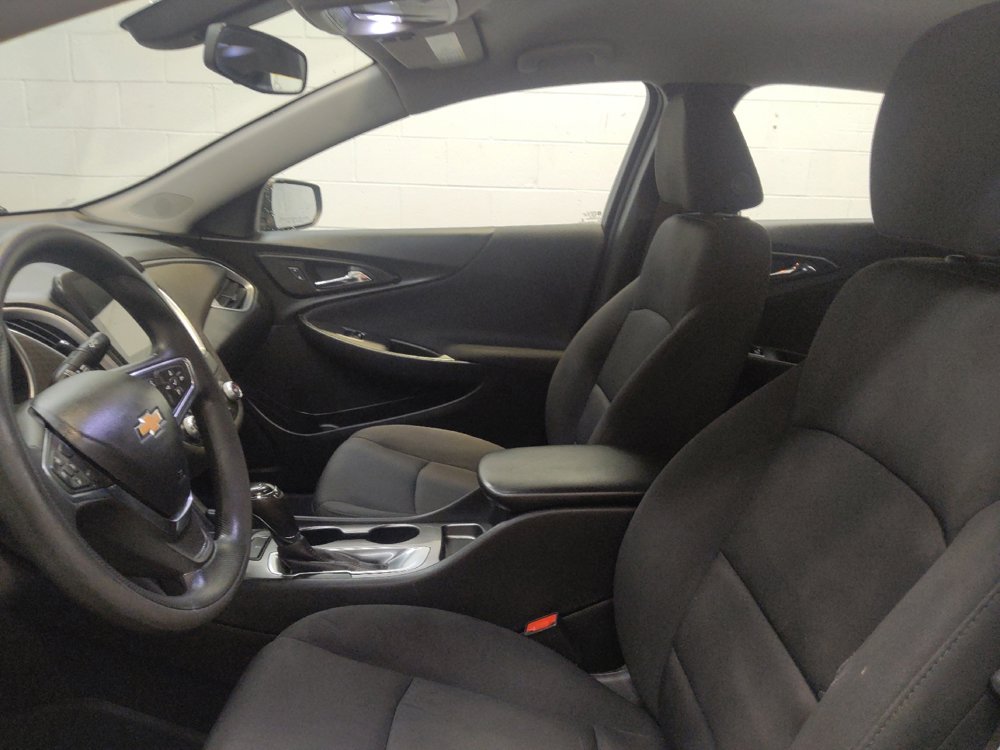 Used 2020 Chevrolet Malibu LS w/ LPO, Convenience Package 1 FWD image 17