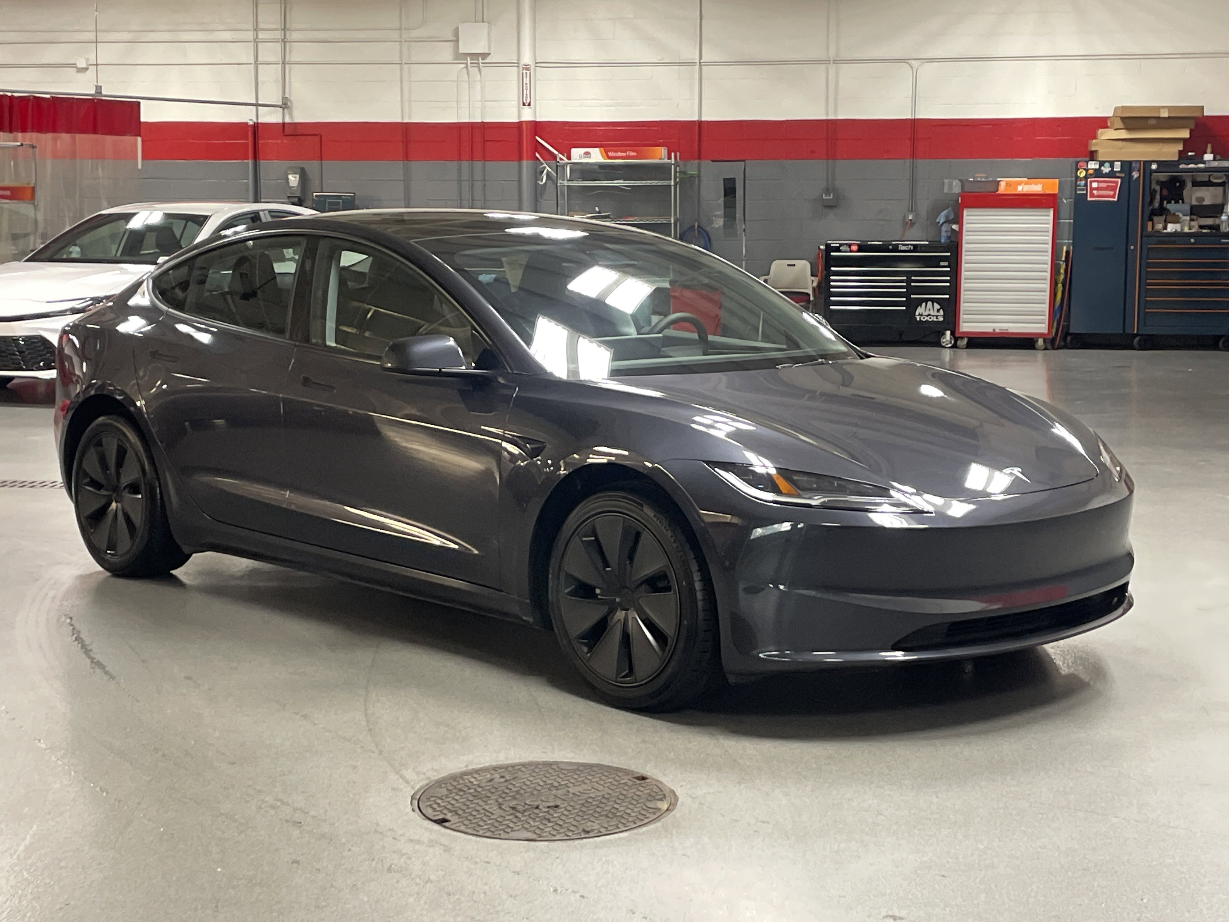 Used 2024 Tesla Model 3 image 2