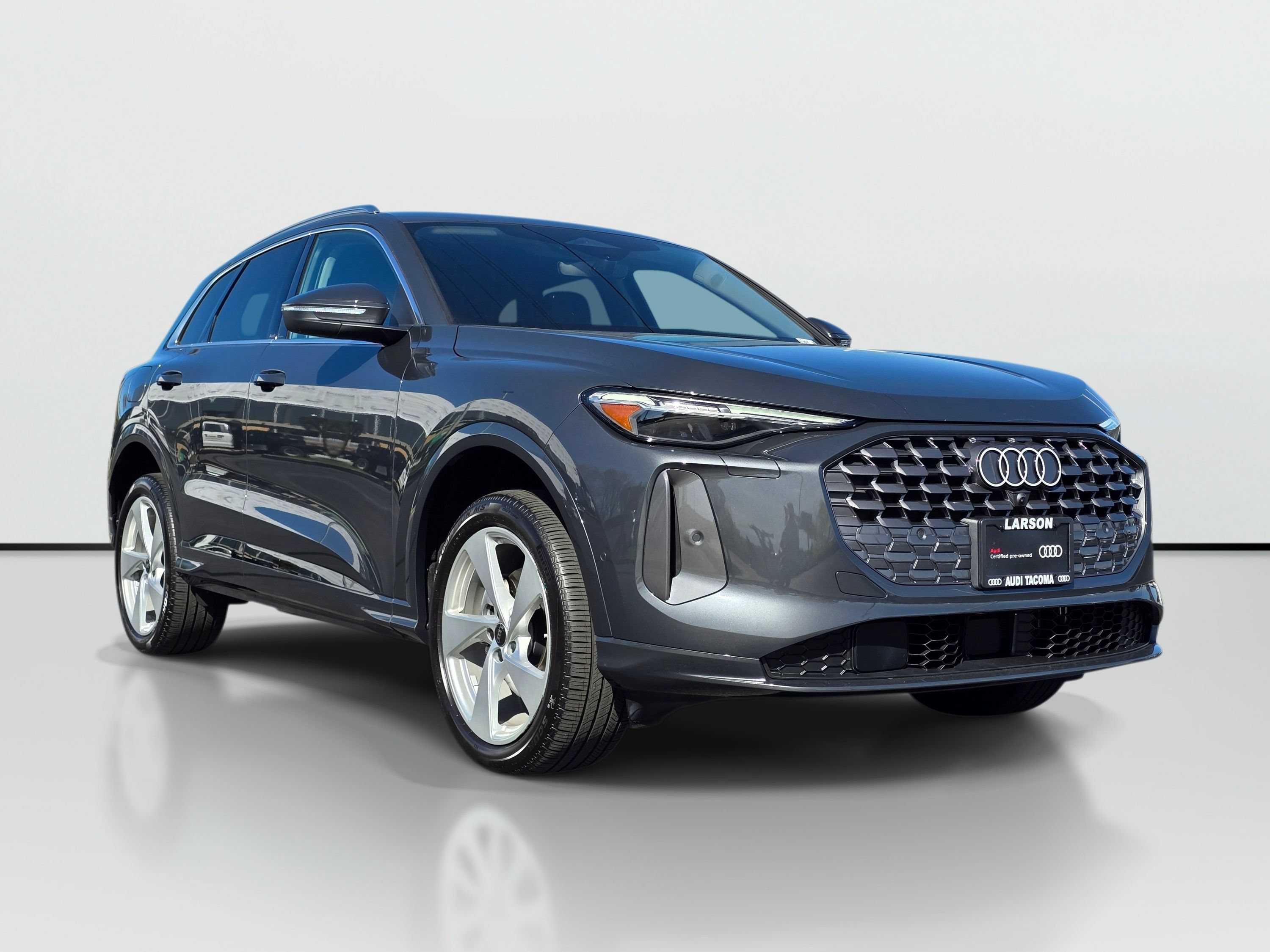 Certified 2025 Audi Q5 Premium w/ Premium Plus AWD/4WD image 7