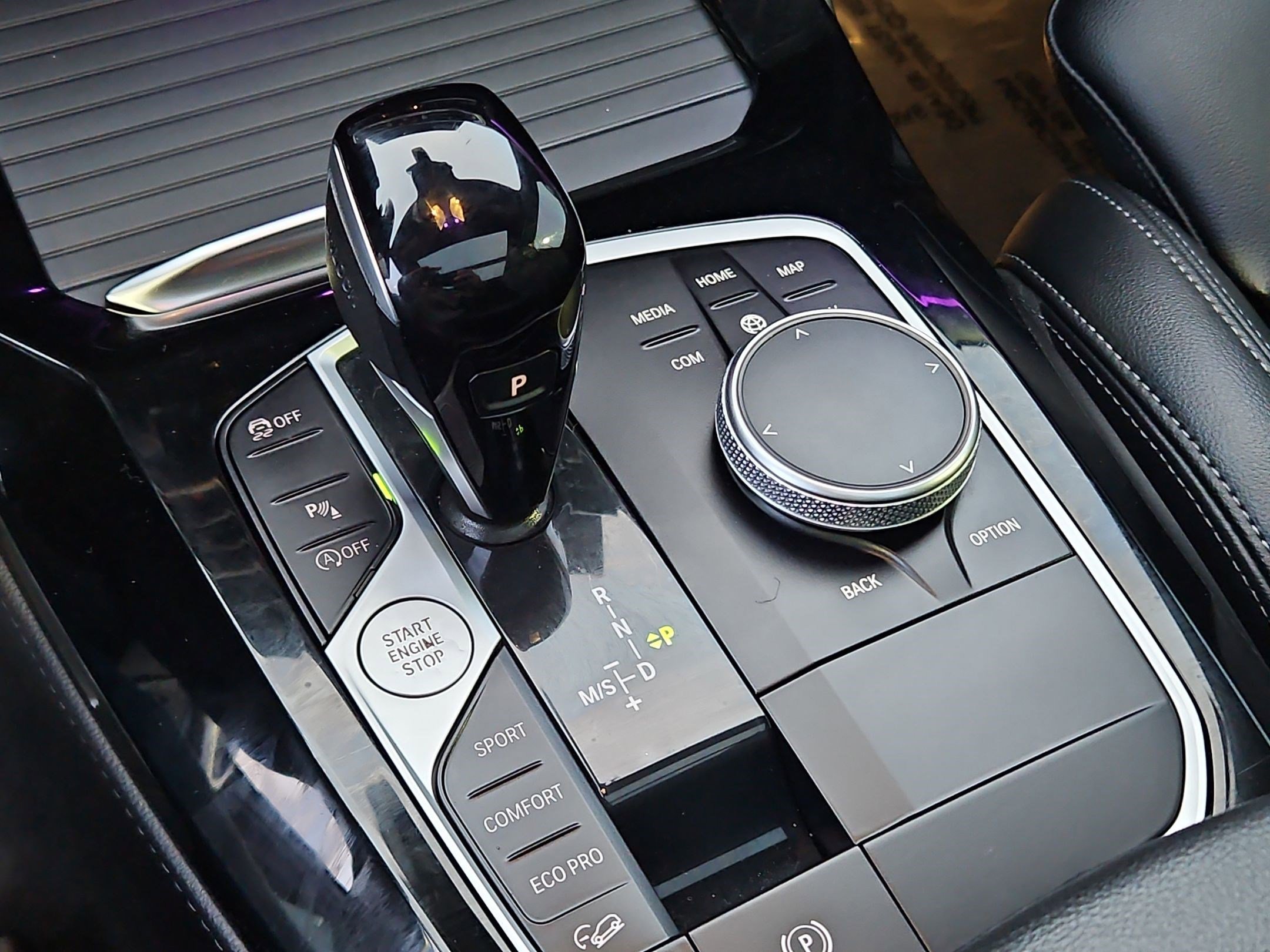 Used 2023 BMW X4 xDrive30i w/ M Sport Package image 30