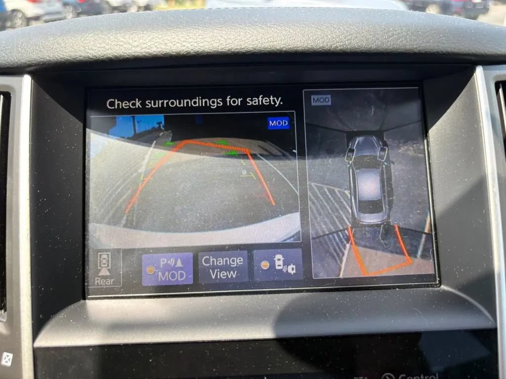 Used 2018 INFINITI Q50 Luxe w/ Essential Package (2.0T Luxe) AWD/4WD image 22