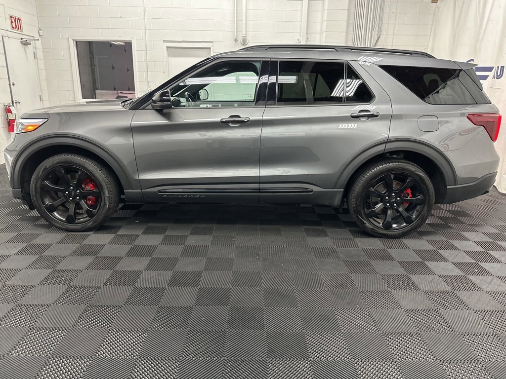 Used 2024 Ford Explorer ST w/ Equipment Group 401A image 6