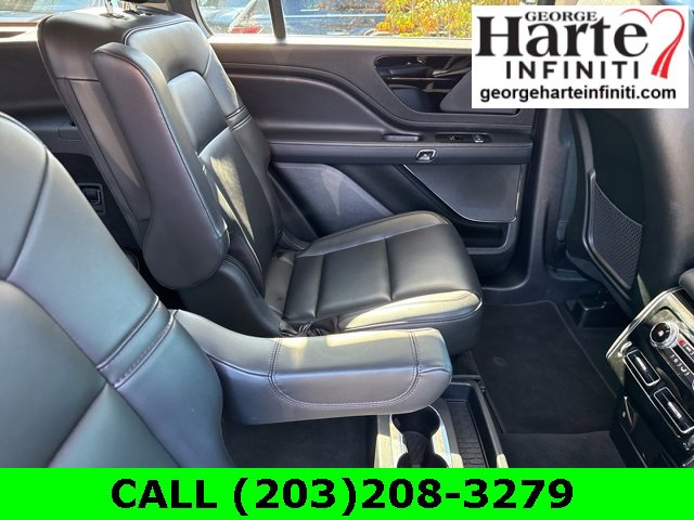 Used 2022 Lincoln Aviator AWD w/ Premium Package image 14