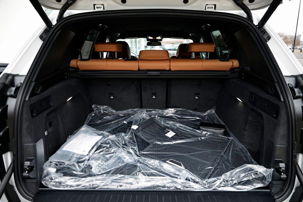 New 2026 BMW X5 sDrive40i w/ M Sport Package image 30