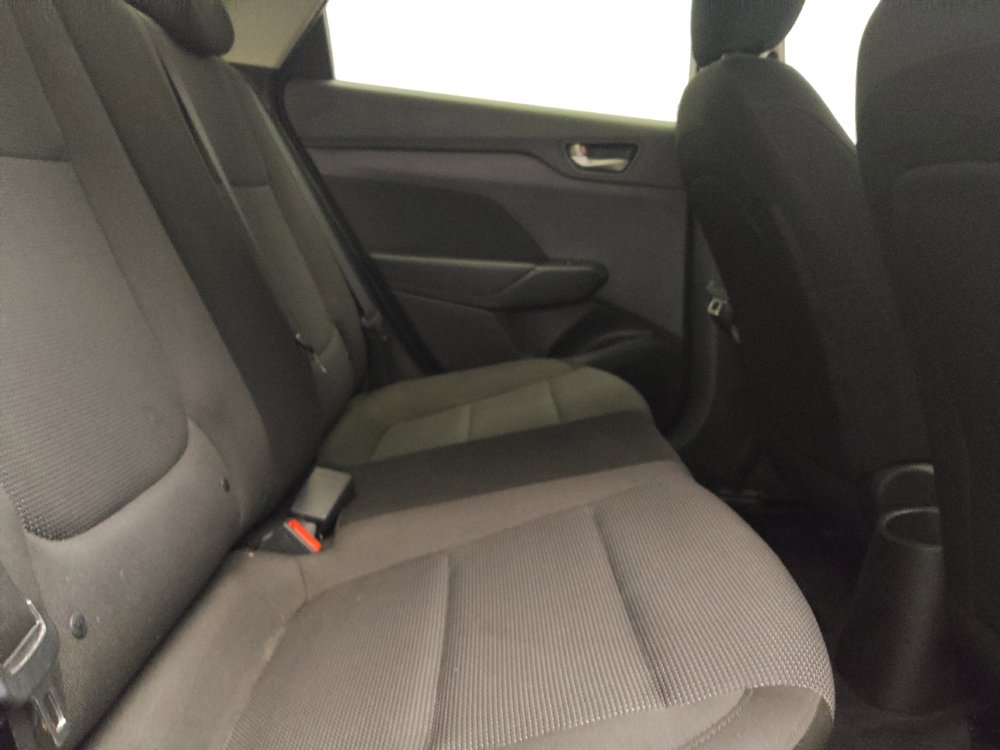 Used 2020 Hyundai Accent SE FWD image 19