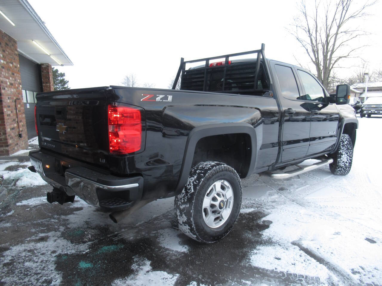 Used 2018 Chevrolet Silverado 2500 LT w/ LT Convenience Package image 14