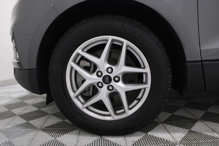 Used 2023 Ford Edge SEL w/ Convenience Package image 47
