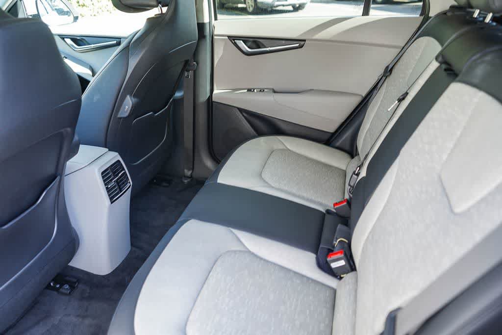 Used 2024 Kia Niro Wave w/ Wave Preserve Package FWD image 18