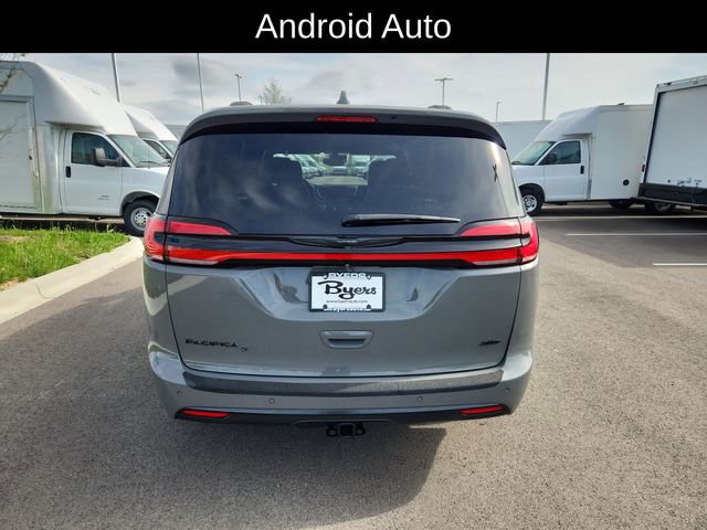Used 2021 Chrysler Pacifica Touring-L AWD/4WD image 8