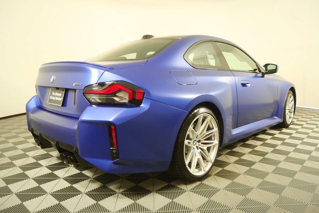 Used 2025 BMW M2 w/ Carbon Package RWD image 4