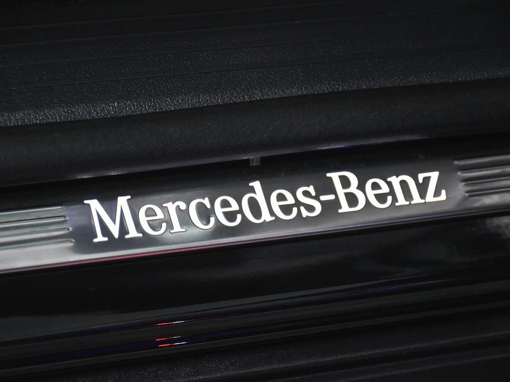 Used 2025 Mercedes-Benz GLE 450e GLE 450e w/ AMG Line Exterior image 16