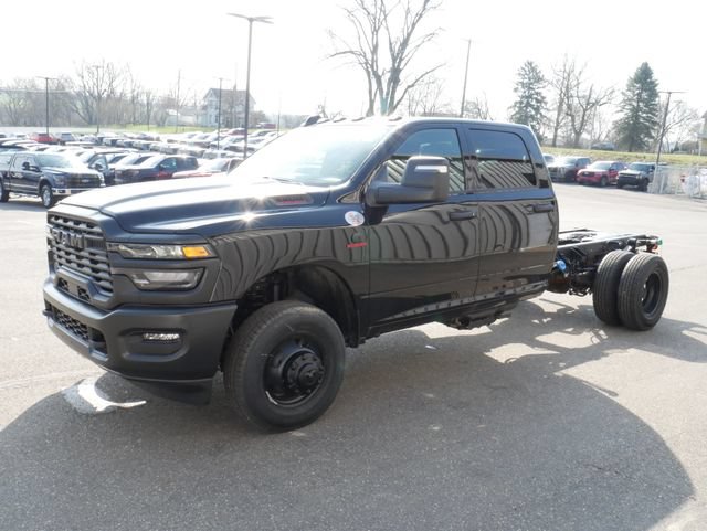 New 2026 RAM 3500 Tradesman w/ Safety Group AWD/4WD image 6