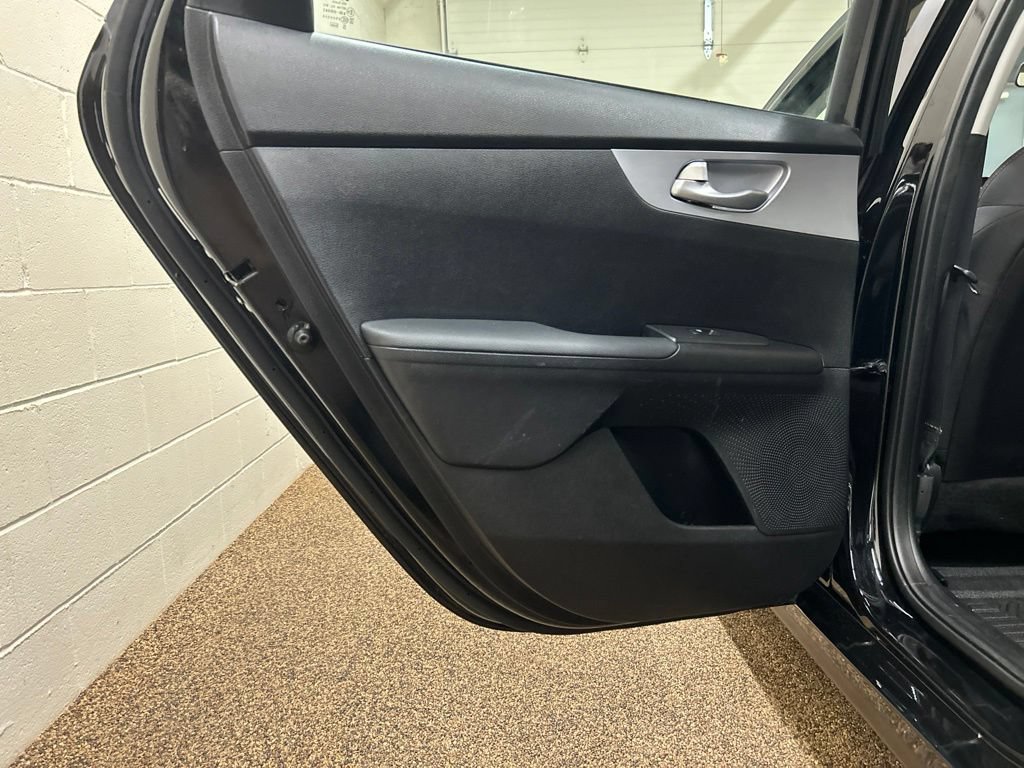 Used 2023 Kia Forte LXS FWD image 14