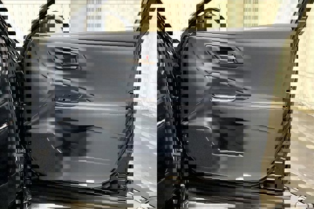 New 2026 Toyota Crown Signia image 30