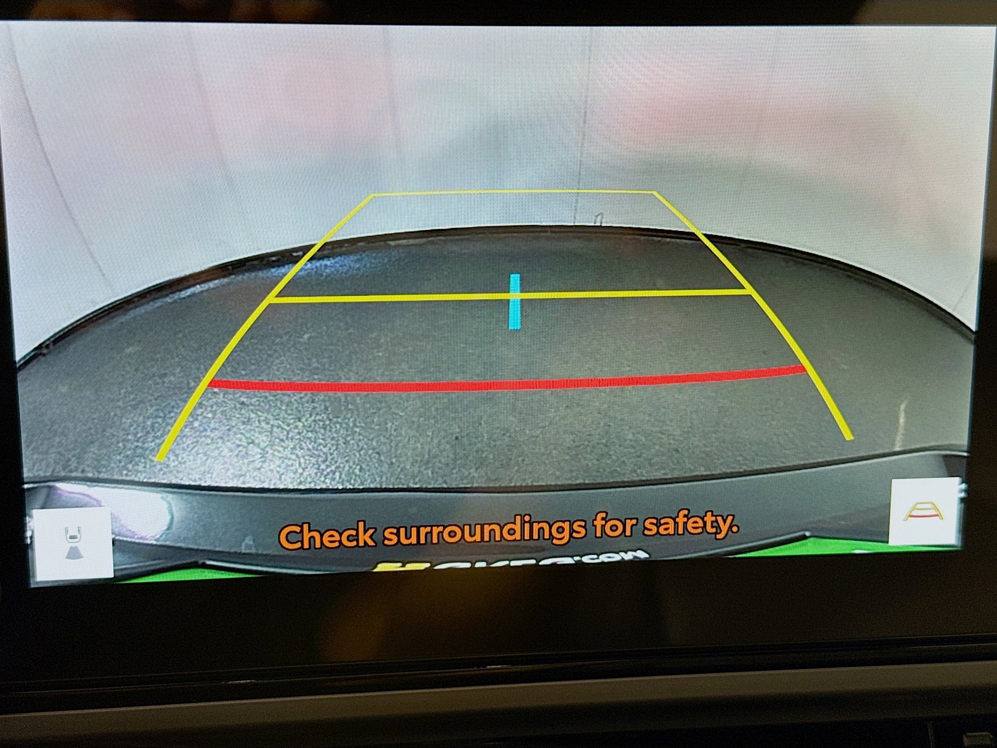 Used 2025 Toyota Camry SE w/ Convenience Package image 19