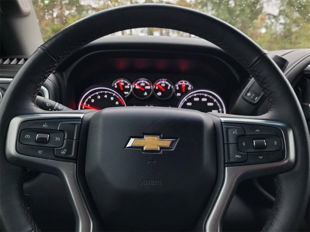Used 2022 Chevrolet Silverado 1500 LT image 17