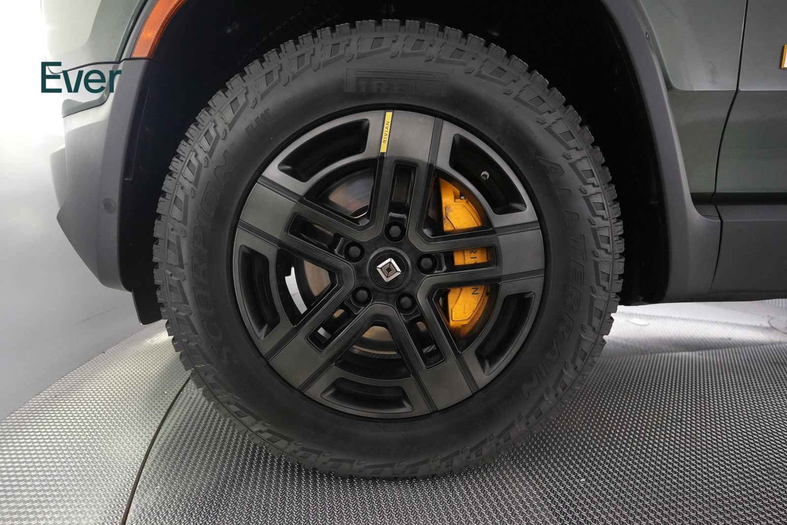 Used 2022 Rivian R1T Adventure AWD/4WD image 19