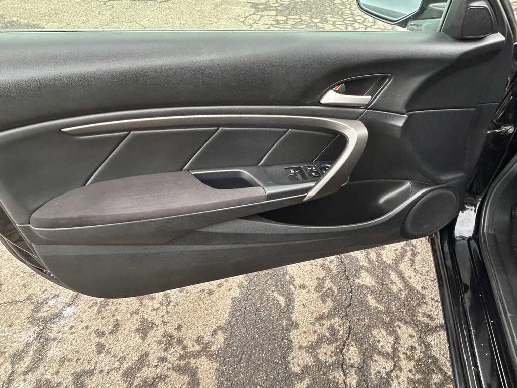 Used 2010 Honda Accord LX-S image 13